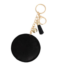 Cargar imagen en el visor de la galería, Black Melanin Round Keychain
