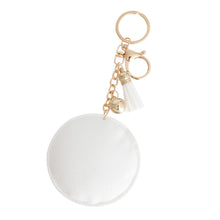 Cargar imagen en el visor de la galería, White Melanin Round Keychain
