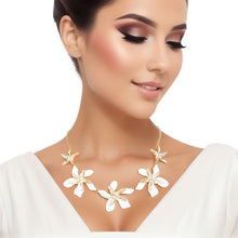 Load image into Gallery viewer, Necklace White Gold Tropical Flower for Women

