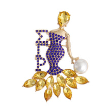 Cargar imagen en el visor de la galería, Blue Gold Woman Sorority Pin
