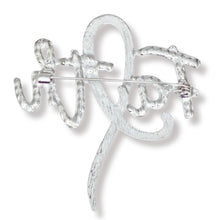 Cargar imagen en el visor de la galería, Breast Cancer Brooch Silver Faith Light Pink Ribbon
