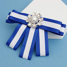 Cargar imagen en el visor de la galería, ZPB Sorority Blue White Bow Tie Style Brooch
