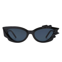 Load image into Gallery viewer, Sunglasses Black Flame Irregular Cat Eye Women
