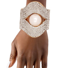 Cargar imagen en el visor de la galería, Cuff Gatsby Era Ornate Stone Pearl Gold Bracelet
