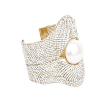 Cargar imagen en el visor de la galería, Cuff Gatsby Era Ornate Stone Pearl Gold Bracelet
