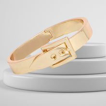 Cargar imagen en el visor de la galería, Bangle Gold Belt Buckle Contemporary Bracelet
