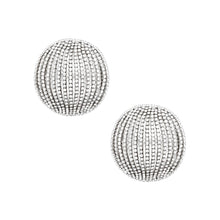 Cargar imagen en el visor de la galería, Stud Domed Silver Striped Shimmer Polished Earrings
