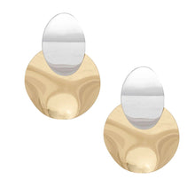 Cargar imagen en el visor de la galería, Drop Bent Mixed Metal Oversized Disc Earrings
