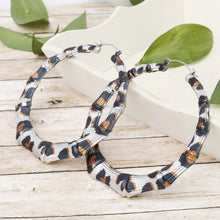 Cargar imagen en el visor de la galería, Hoop Leopard Pattern Silver Bamboo Earrings Women
