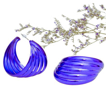 Cargar imagen en el visor de la galería, Hoop Dark Purple Wide Stacked Metal Earrings
