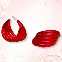 Cargar imagen en el visor de la galería, Hoop Red Wide Stacked Metal Earrings for Women
