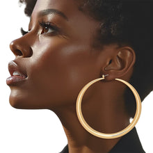 Cargar imagen en el visor de la galería, Hoop Sleek Gold Graduated Design Earrings Women
