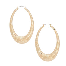 Cargar imagen en el visor de la galería, Hoop XL Tribal Pattern Teardrop Bamboo Earrings
