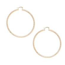 Cargar imagen en el visor de la galería, Hoop Classic 3 in Square Cut Gold Earrings Women
