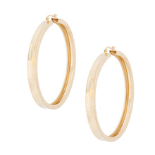 Cargar imagen en el visor de la galería, Hoop Gold Modern Flat Metal Wide Design Earrings
