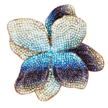 Cargar imagen en el visor de la galería, Brooch Handcrafted Brilliant Blue Flower Pin Clip
