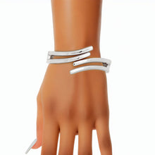 Cargar imagen en el visor de la galería, Cuff Sleek Silver Double Curved Wrap Bracelet
