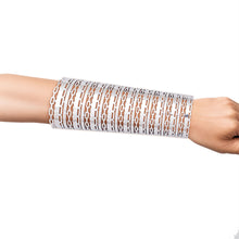 Cargar imagen en el visor de la galería, Cuff Polished Silver Oval Link Cutout Bracelet
