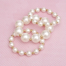 Cargar imagen en el visor de la galería, Pearl Cream Gold Contrast Stretch Bracelet Set
