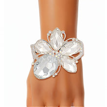 Cargar imagen en el visor de la galería, Silver Clear Crystal Flower Hinge Cuff
