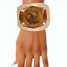 Cargar imagen en el visor de la galería, Cuff Yellow Round Swirl Resin Chunky Gold Bracelet
