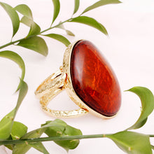 Cargar imagen en el visor de la galería, Cuff Vivid Brown Resin Chunky Gold Bracelet Women

