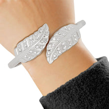 Cargar imagen en el visor de la galería, Cuff Polished Silver Rhinestone Wrap Leaf Bracelet

