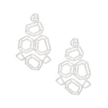 Cargar imagen en el visor de la galería, Dangle Large Silver Geometric Structured Earrings
