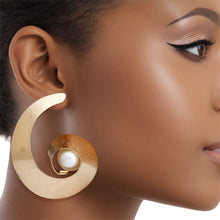 Load image into Gallery viewer, Studs Handmade Gold Spiral Pearl Earrings Women
