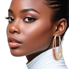 Cargar imagen en el visor de la galería, Hoops Oval Gold Split Fuchsia Rhinestone Earrings
