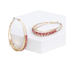 Cargar imagen en el visor de la galería, Hoops Oval Gold Split Fuchsia Rhinestone Earrings
