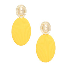 Cargar imagen en el visor de la galería, Drop Ribbed Yellow Oval Metal Gold Dome Earrings
