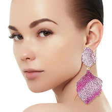 Cargar imagen en el visor de la galería, Drop Brilliant Fuchsia Pave Stone Petal Earrings
