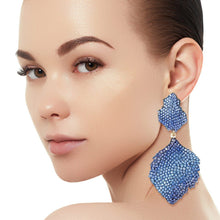 Cargar imagen en el visor de la galería, Drop Brilliant Blue Pave Stone Petal Earrings
