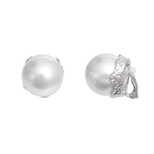 Cargar imagen en el visor de la galería, Clip On White Bubblegum Pearl Earrings for Women
