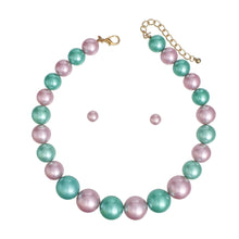 Cargar imagen en el visor de la galería, AKA Pink Green Single Strand Chunky Pearl Necklace
