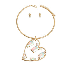 Cargar imagen en el visor de la galería, Aurora Borealis Multi Stone Angled Heart Set
