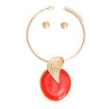 Gold Curved Leaf Red Pendant Set