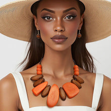 Cargar imagen en el visor de la galería, Collar Chunky Geo Brown Wood Earthy Necklace
