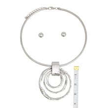 Load image into Gallery viewer, Pendant Silver Heavy-Weight Circular Necklace
