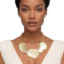 Cargar imagen en el visor de la galería, Collar Gold Curved Plate Aurbo Chain Necklace Set
