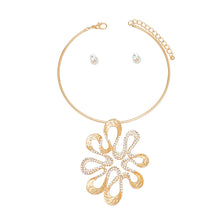 Cargar imagen en el visor de la galería, Choker Gold Stone Swirled Pendant Set for Women
