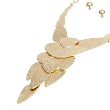 Load image into Gallery viewer, Bib Gold Scratched Metal Plate Edgy Necklace Set
