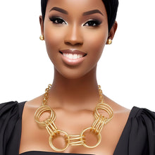 Cargar imagen en el visor de la galería, Collar Gold Chunky Coiled Wire Rings Necklace
