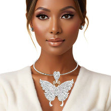 Cargar imagen en el visor de la galería, Choker Silver Crystal Butterfly Pendant Necklace

