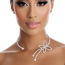 Cargar imagen en el visor de la galería, Memory Wire Choker Silver Rhinestone Butterfly Set
