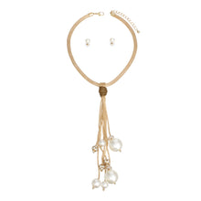 Cargar imagen en el visor de la galería, Tassel Long Cream Pearl Rhinestone Gold Necklace
