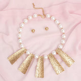 Bib Cream Pearl Gold Hammered Plate Necklace