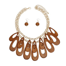 Cargar imagen en el visor de la galería, Bib Tribal Chic Brown Teardrop Wood Bead Necklace
