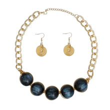 Load image into Gallery viewer, Collar Black Galactic Bead Gold Chain Necklace
